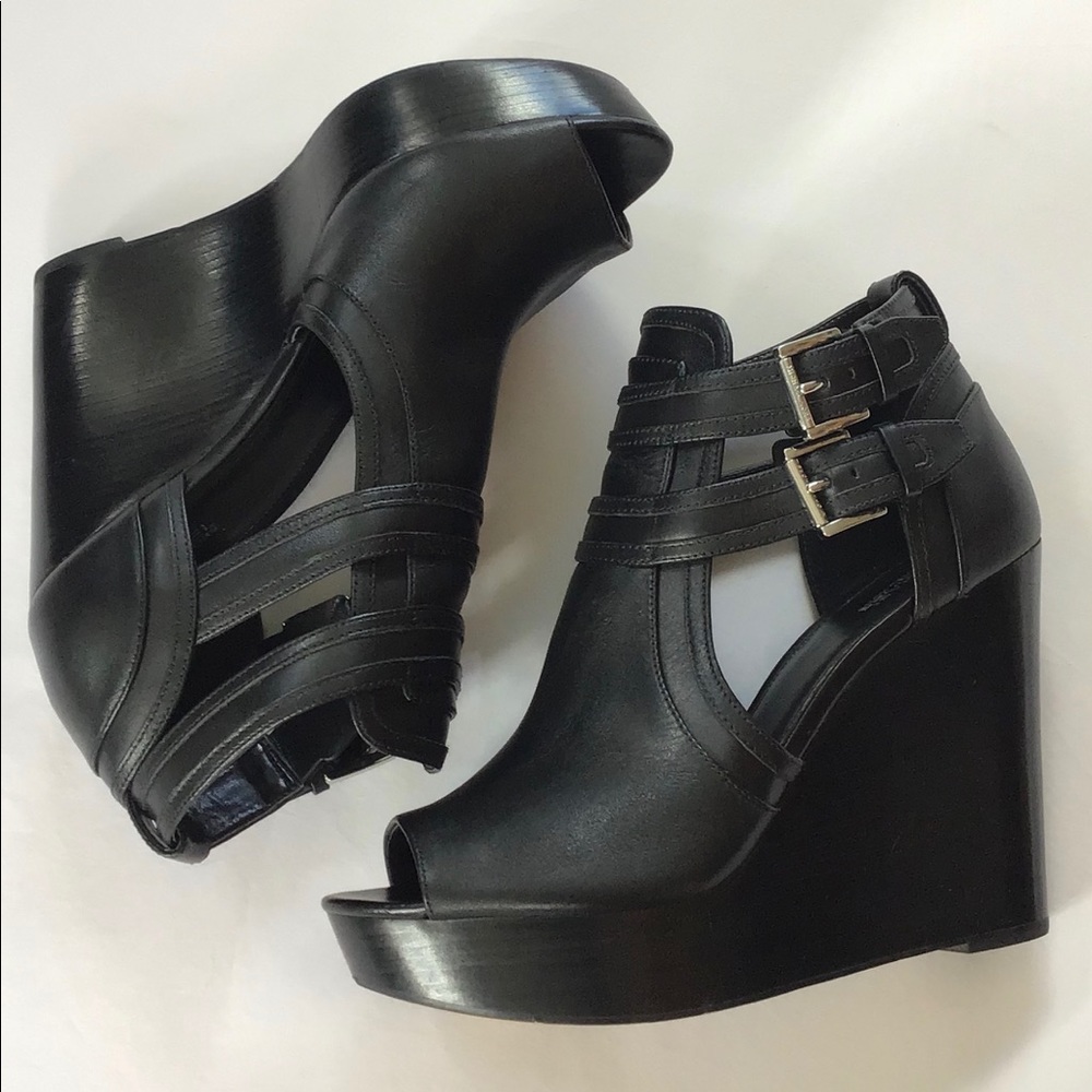 Michael Kors Wedge Platform Sandal Sz 9